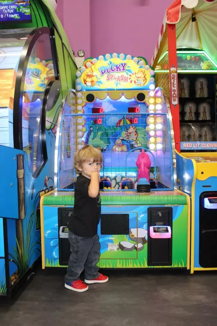 arcade in pigeon forge at slick city