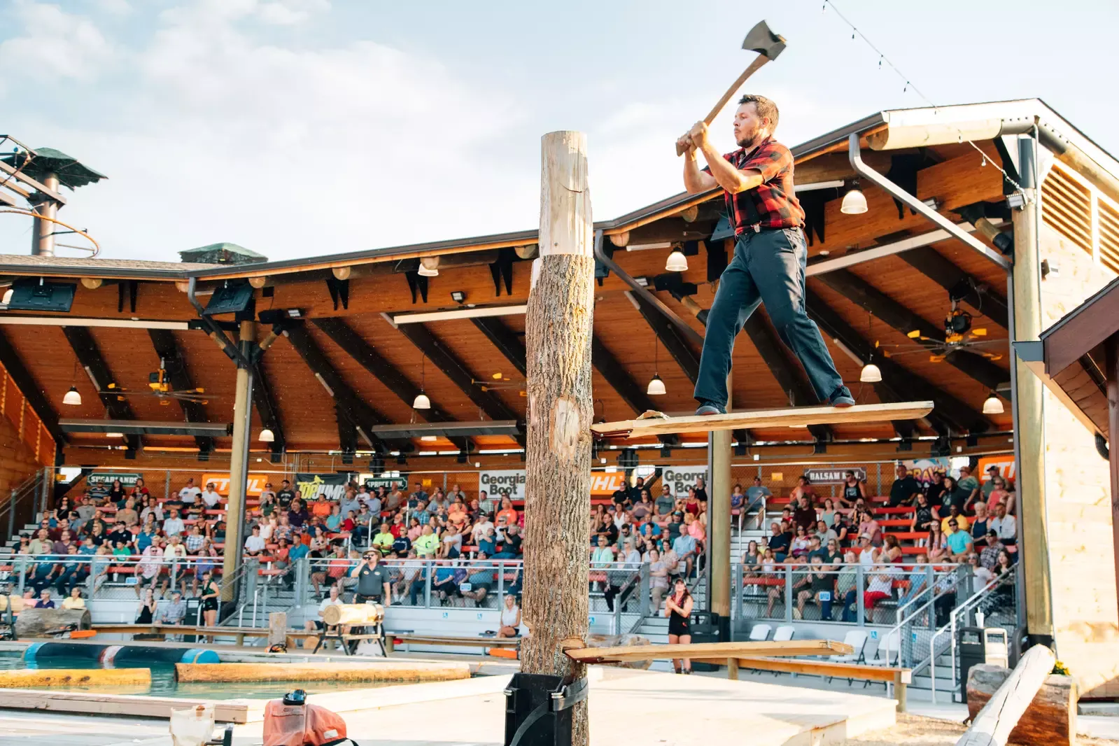 paula deen's lumberjack feud supper show